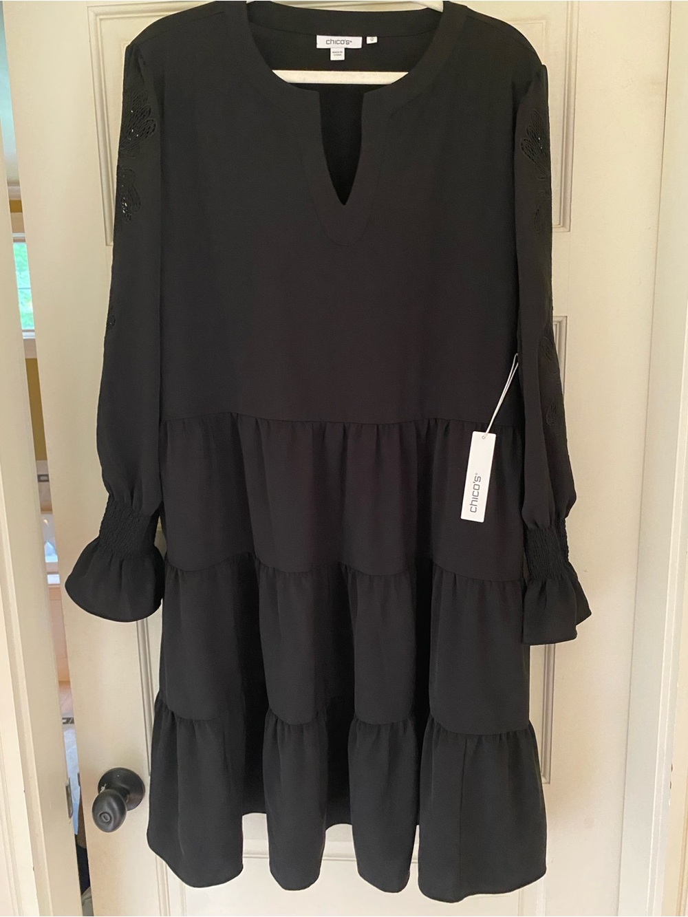 NWT Chicos Tiered Midi dress Blouson Lace Embroidered Bell Sleeve Black 3/ US 16